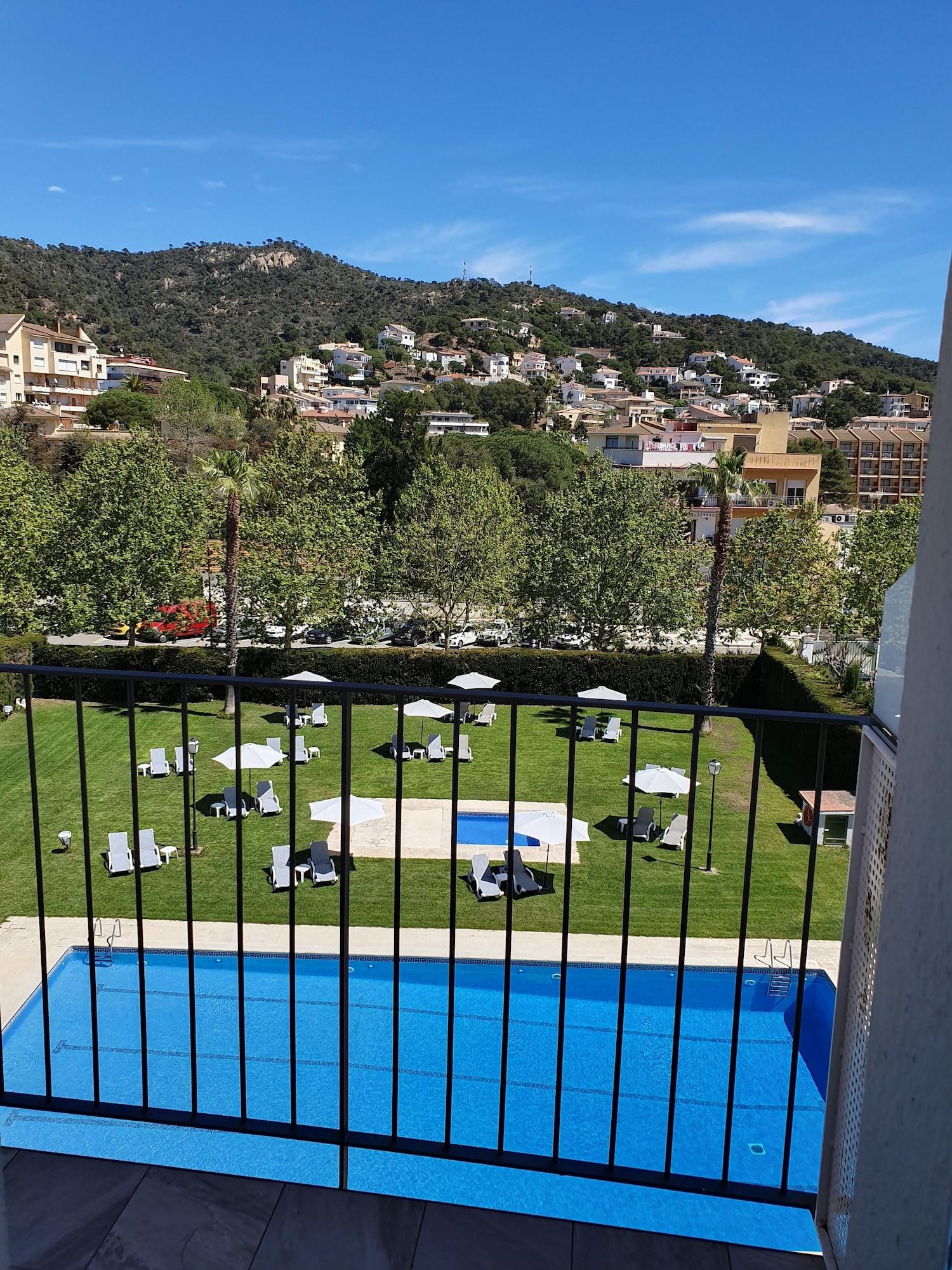 Marina Tossa Hotel Tossa de Mar Exterior photo